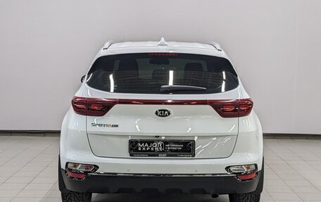 KIA Sportage IV рестайлинг, 2020 год, 2 600 000 рублей, 6 фотография