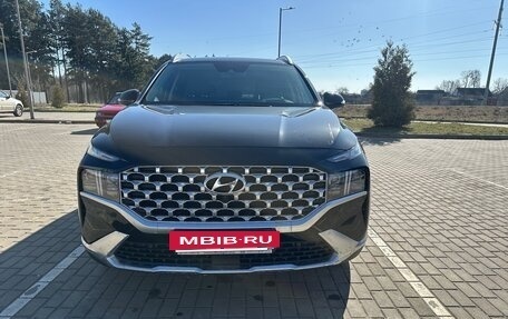 Hyundai Santa Fe IV, 2021 год, 3 950 000 рублей, 2 фотография