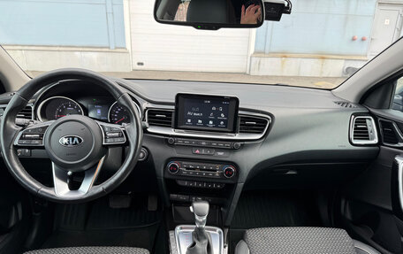 KIA cee'd III, 2019 год, 2 000 000 рублей, 13 фотография