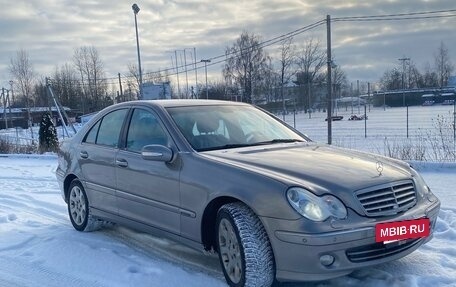 Mercedes-Benz C-Класс, 2006 год, 980 000 рублей, 4 фотография