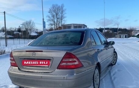 Mercedes-Benz C-Класс, 2006 год, 980 000 рублей, 2 фотография