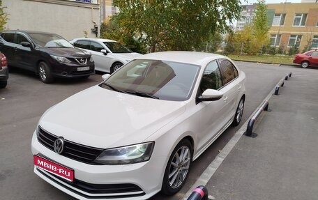 Volkswagen Jetta VI, 2015 год, 1 250 000 рублей, 1 фотография