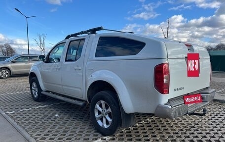 Nissan Navara (Frontier), 2006 год, 1 700 000 рублей, 3 фотография