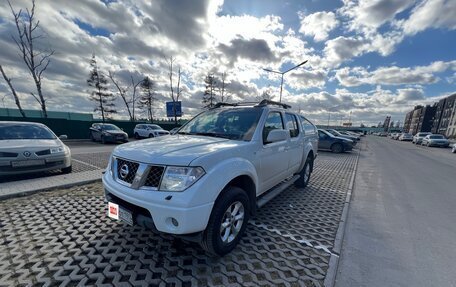 Nissan Navara (Frontier), 2006 год, 1 700 000 рублей, 9 фотография