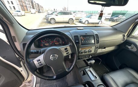 Nissan Navara (Frontier), 2006 год, 1 700 000 рублей, 16 фотография