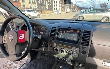 Nissan Navara (Frontier), 2006 год, 1 700 000 рублей, 20 фотография