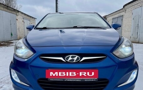 Hyundai Solaris II рестайлинг, 2011 год, 695 000 рублей, 5 фотография