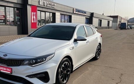 KIA Optima IV, 2019 год, 2 350 000 рублей, 6 фотография