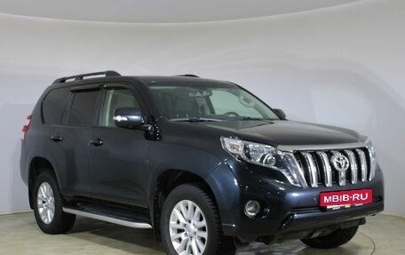 Toyota Land Cruiser Prado 150 рестайлинг 2, 2017 год, 4 215 000 рублей, 3 фотография