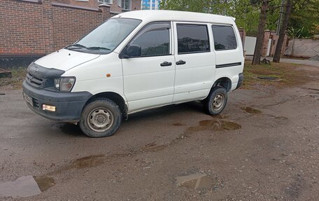 Toyota Town Ace III, 2000 год, 350 000 рублей, 3 фотография