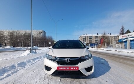 Honda Fit III, 2015 год, 1 230 000 рублей, 9 фотография