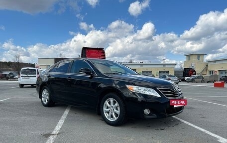 Toyota Camry, 2011 год, 1 999 000 рублей, 3 фотография