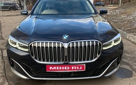 BMW 7 серия, 2019 год, 5 890 000 рублей, 1 фотография