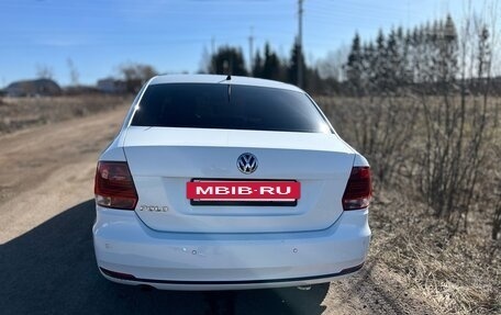 Volkswagen Polo VI (EU Market), 2016 год, 1 350 000 рублей, 2 фотография