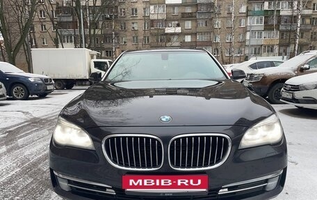 BMW 7 серия, 2014 год, 1 690 000 рублей, 2 фотография