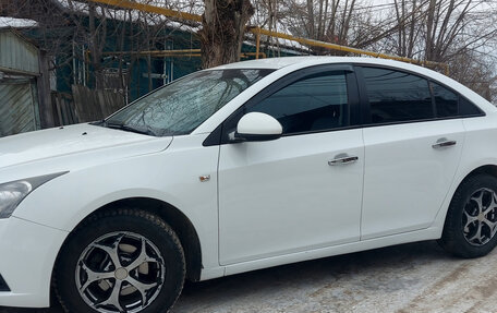 Chevrolet Cruze II, 2011 год, 700 000 рублей, 3 фотография