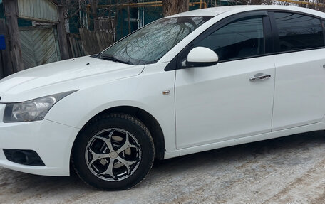 Chevrolet Cruze II, 2011 год, 700 000 рублей, 2 фотография