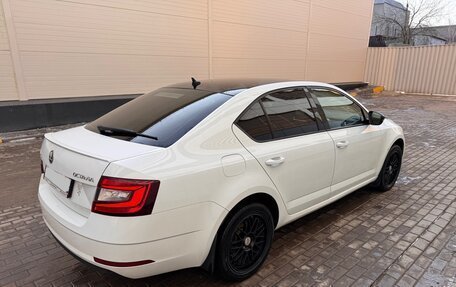 Skoda Octavia, 2017 год, 1 960 000 рублей, 3 фотография