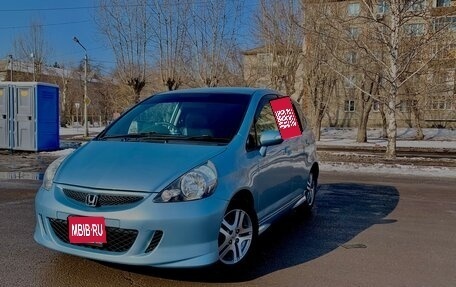 Honda Fit III, 2005 год, 650 000 рублей, 1 фотография