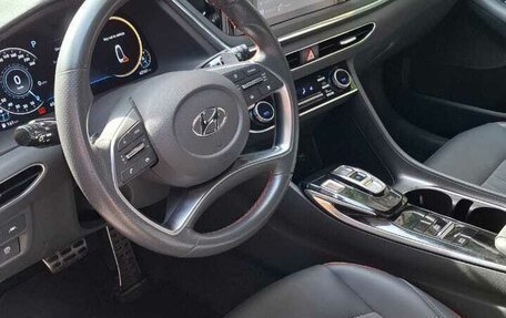 Hyundai Sonata VIII, 2019 год, 2 220 000 рублей, 17 фотография