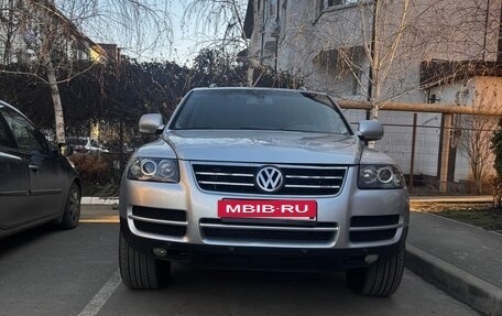 Volkswagen Touareg III, 2004 год, 830 000 рублей, 10 фотография