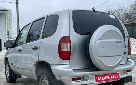 Chevrolet Niva I рестайлинг, 2005 год, 370 000 рублей, 1 фотография