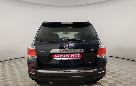 Toyota Highlander III, 2011 год, 1 930 000 рублей, 6 фотография