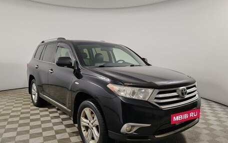 Toyota Highlander III, 2011 год, 1 930 000 рублей, 3 фотография