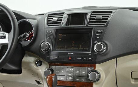 Toyota Highlander III, 2011 год, 1 795 000 рублей, 11 фотография