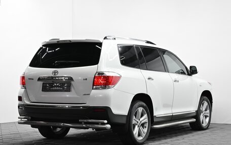 Toyota Highlander III, 2011 год, 1 795 000 рублей, 4 фотография