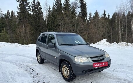 Chevrolet Niva I рестайлинг, 2016 год, 600 000 рублей, 4 фотография