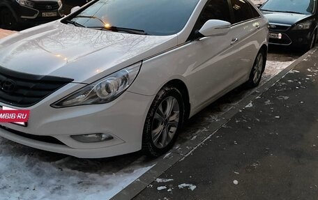 Hyundai Sonata VI, 2011 год, 1 190 000 рублей, 3 фотография