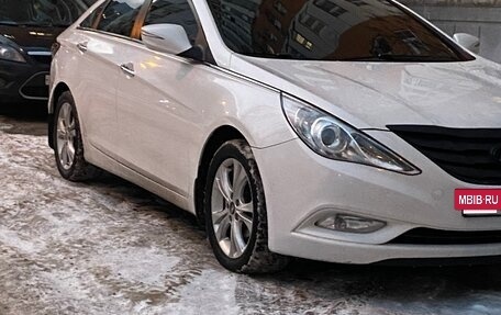 Hyundai Sonata VI, 2011 год, 1 190 000 рублей, 5 фотография