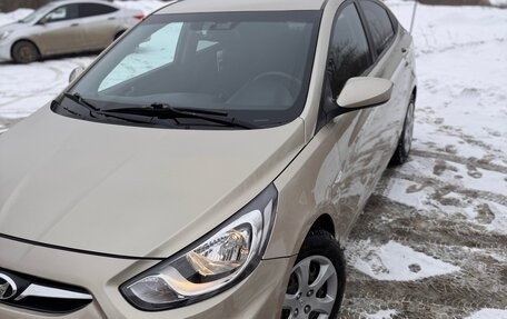 Hyundai Solaris II рестайлинг, 2014 год, 1 140 000 рублей, 3 фотография