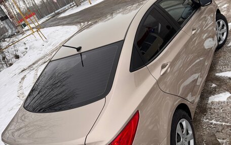 Hyundai Solaris II рестайлинг, 2014 год, 1 140 000 рублей, 17 фотография