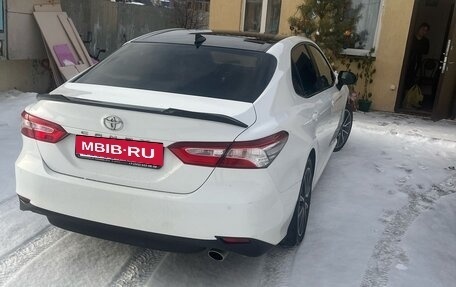 Toyota Camry, 2019 год, 2 700 000 рублей, 11 фотография