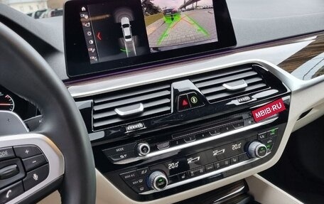 BMW 5 серия, 2019 год, 3 850 000 рублей, 3 фотография