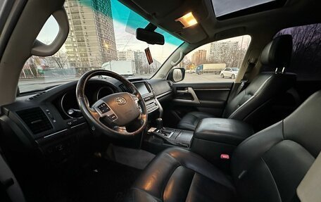 Toyota Land Cruiser 200, 2011 год, 2 990 000 рублей, 12 фотография