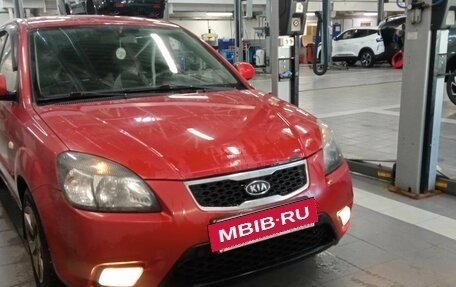 KIA Rio II, 2011 год, 530 000 рублей, 2 фотография