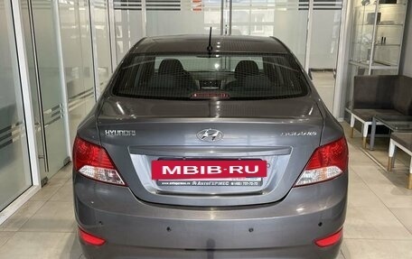 Hyundai Solaris II рестайлинг, 2011 год, 750 000 рублей, 3 фотография