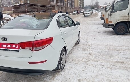 KIA Rio III рестайлинг, 2015 год, 500 000 рублей, 12 фотография