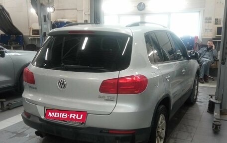 Volkswagen Tiguan I, 2013 год, 1 389 000 рублей, 3 фотография