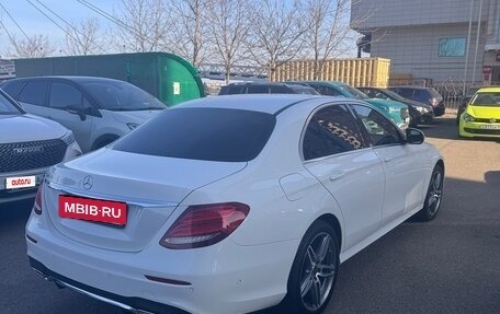 Mercedes-Benz E-Класс, 2019 год, 4 050 000 рублей, 4 фотография