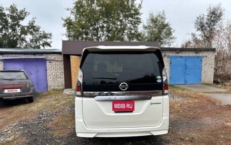 Nissan Serena IV, 2018 год, 2 100 000 рублей, 4 фотография