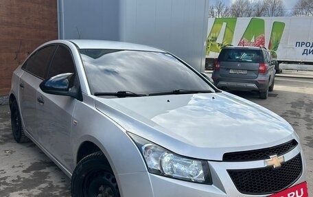 Chevrolet Cruze II, 2011 год, 650 000 рублей, 8 фотография