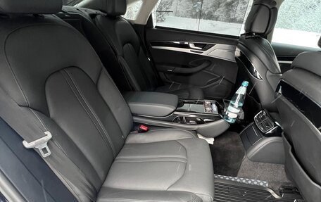 Audi A8, 2013 год, 2 350 000 рублей, 6 фотография