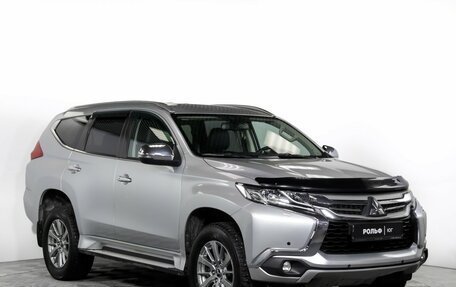 Mitsubishi Pajero Sport III рестайлинг, 2018 год, 2 875 000 рублей, 3 фотография