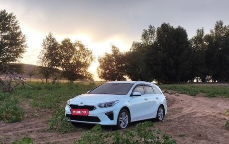 KIA cee'd III, 2019 год, 1 400 000 рублей, 1 фотография