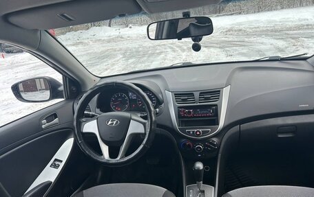 Hyundai Solaris II рестайлинг, 2013 год, 930 000 рублей, 10 фотография