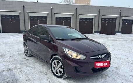 Hyundai Solaris II рестайлинг, 2013 год, 930 000 рублей, 20 фотография